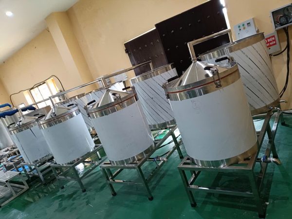 gia-noi-nau-ruou-bang-dien